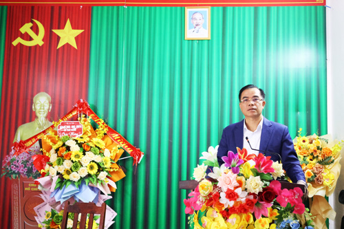 Đồng chí Quách Hải Lý - Bí thư Đảng ủy, Chủ tịch HĐND xã phát biểu chỉ đạo