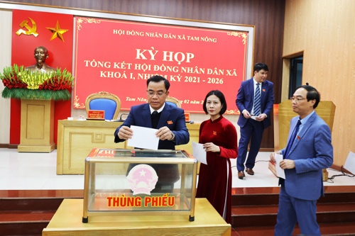 Bầu bổ sung thành viên UBND xã