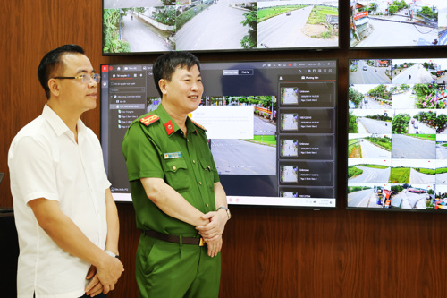 Đồng chí Đại tá Trương Quang Hải - Phó Giám đốc Công an tỉnh Phú Thọ phát biểu chỉ đạo