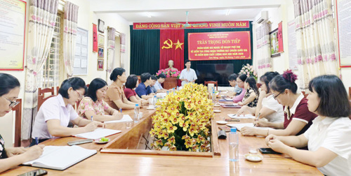Toàn cảnh buổi làm việc của Đoàn công tác Sở Giáo dục