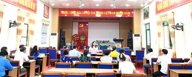 Ngân hàng CSXH Tam Nông thực hiện một số nội dung trọng tâm sau khi sắp xếp đơn vị hành chính.