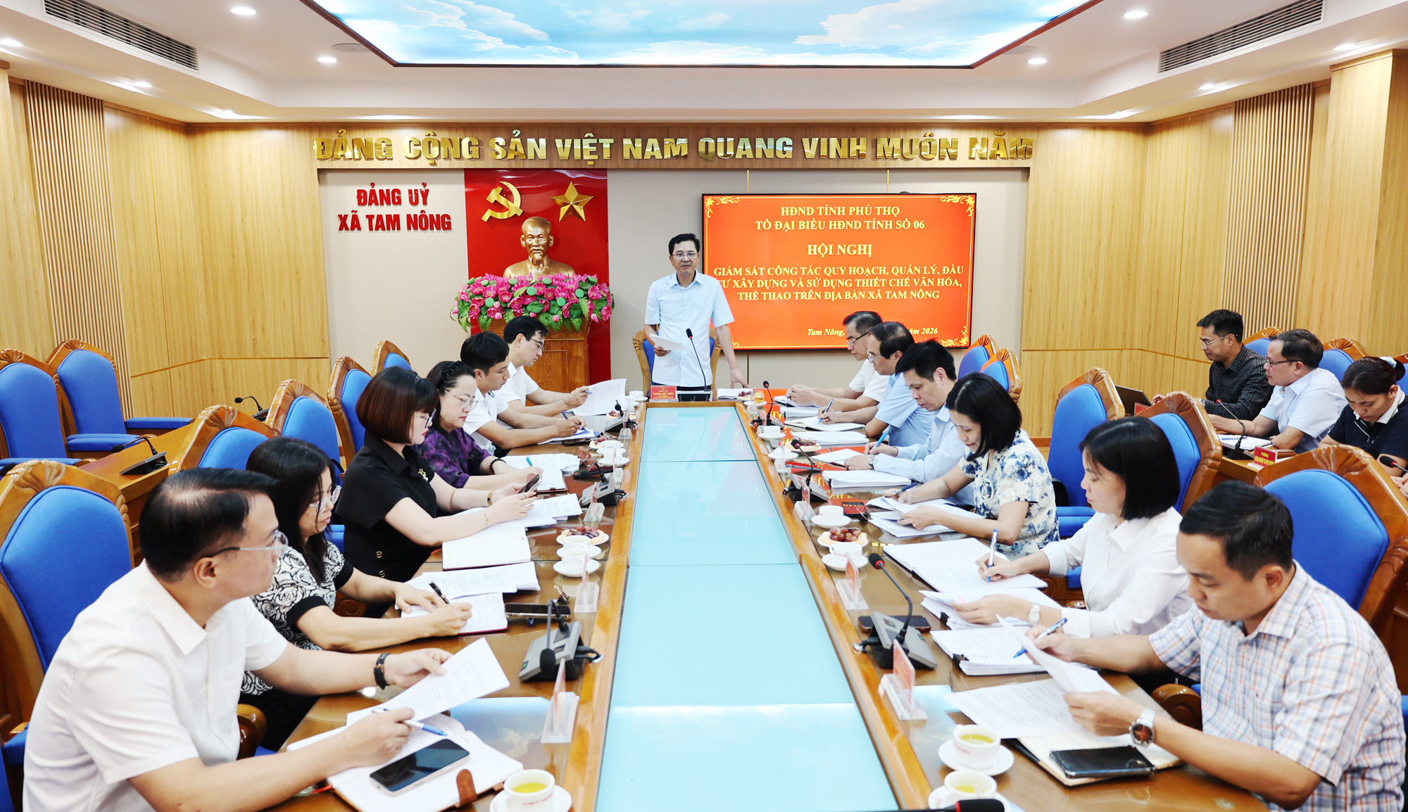 TỔ ĐẠI BIỂU HĐND TỈNH PHÚ THỌ SỐ 06 GIÁM SÁT CÔNG TÁC QUẢN LÝ, SỬ DỤNG THIẾT CHẾ VĂN HÓA, THỂ THAO TẠI XÃ TAM NÔNG.