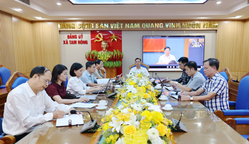 Toàn cảnh điểm cầu xã Tam Nông