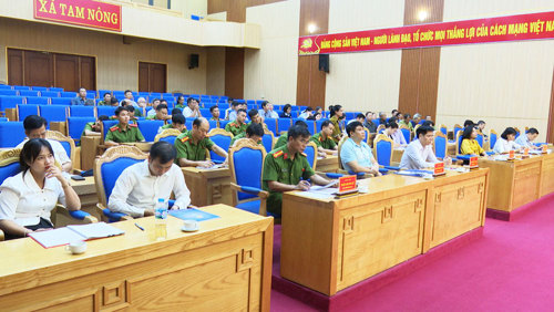 Các đại biểu dự hội nghị