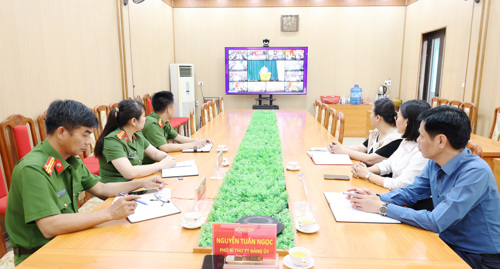 Toàn cảnh hội nghị tại điểm cầu Công an xã Tam Nông