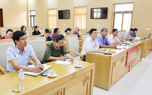 Các đại biểu tham dự hội nghị