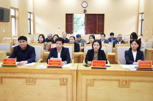 Các đại biểu tham dự hội nghị hiệp thương lần thứ ba