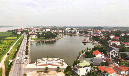 Hồ Thiên Hương (Trung tâm xã Tam Nông)