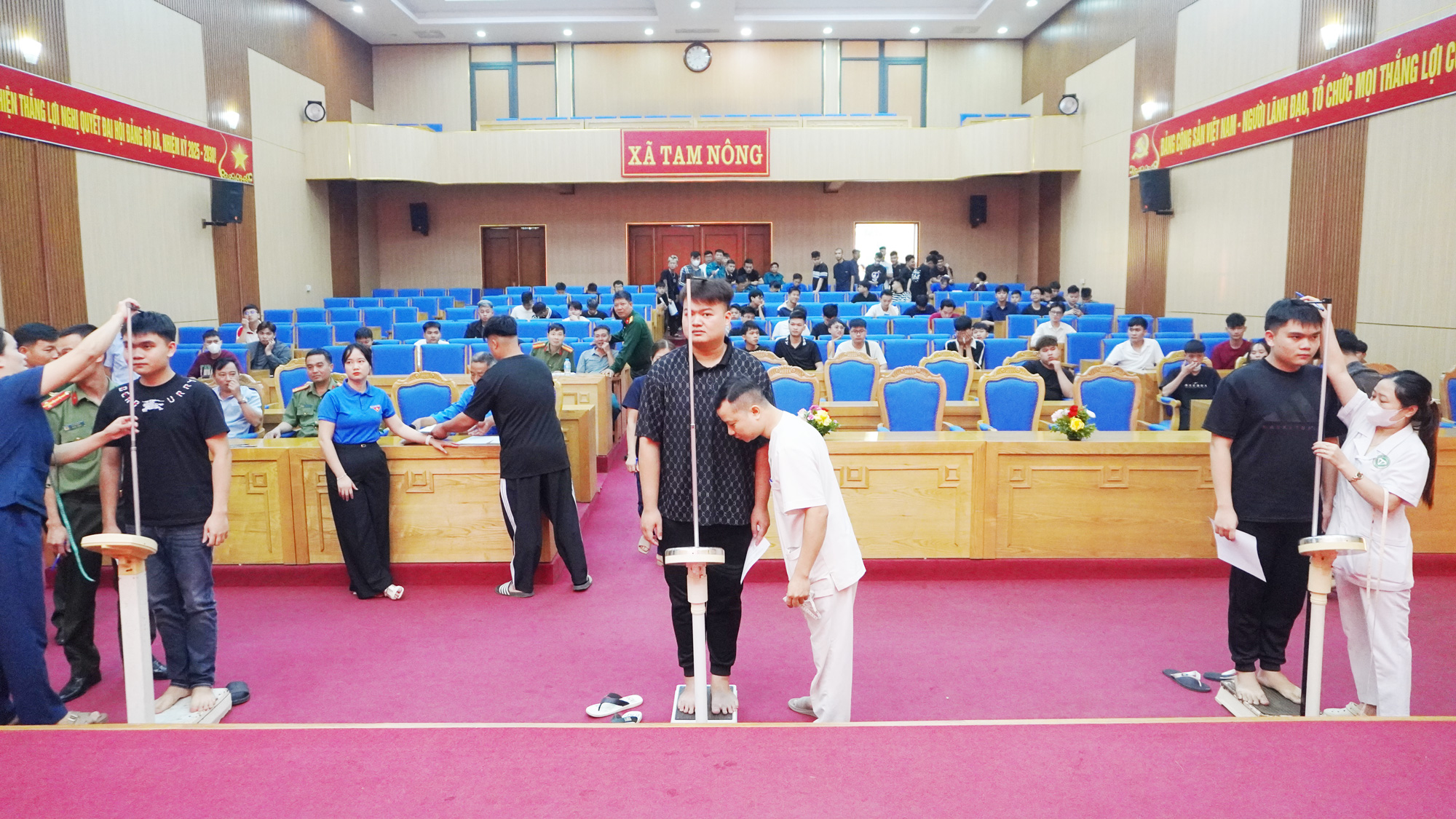 XÃ TAM NÔNG TỔ CHỨC KHÁM SƠ TUYỂN NGHĨA VỤ QUÂN SỰ NĂM 2027